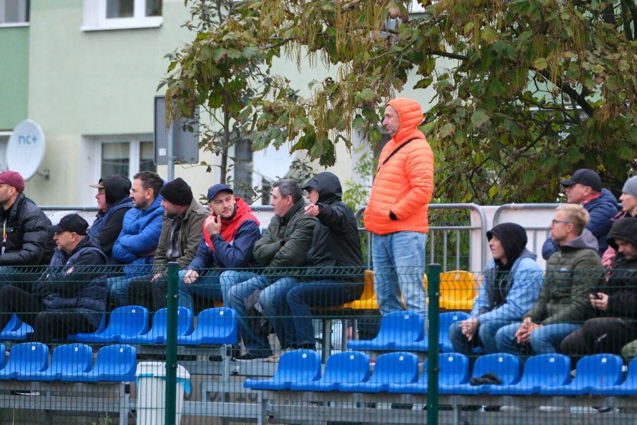  Świdniczanka pokonała w derbach Chełmiankę 2:1 (zdjęcie 6) - Autor: DW