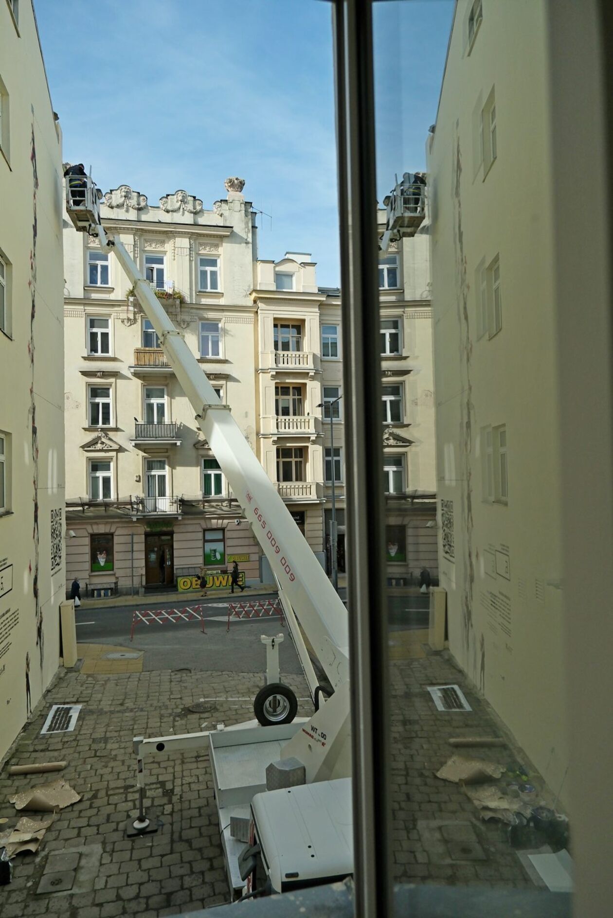 Mural Aleksandry Mirosław już z aktualnym rekordem olimpijskim