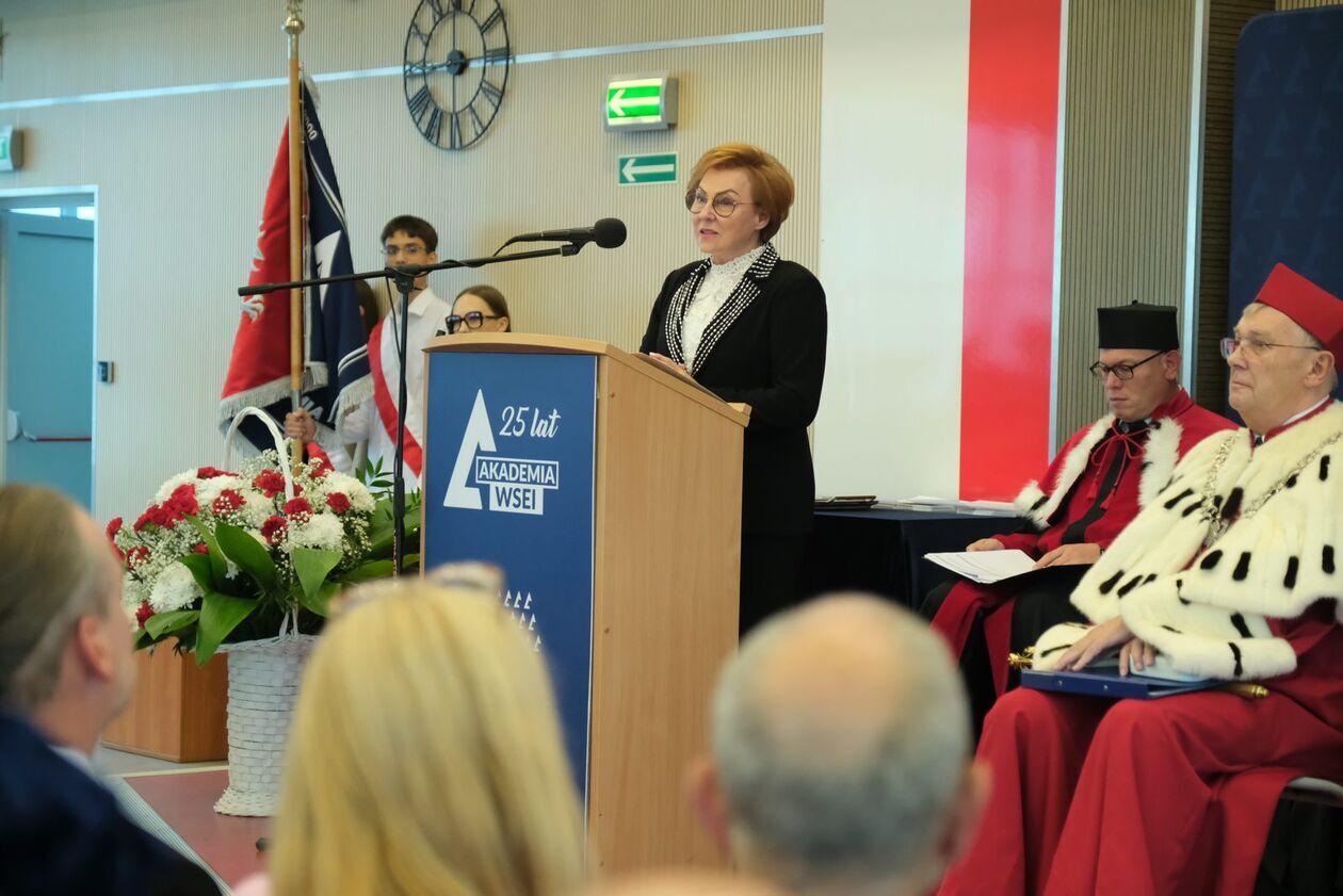  Inauguracja roku akademickiego w Lubelskiej Akademii WSEI (zdjęcie 18) - Autor: DW