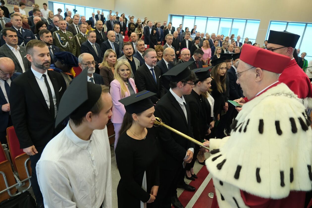  Inauguracja roku akademickiego w Lubelskiej Akademii WSEI (zdjęcie 29) - Autor: DW