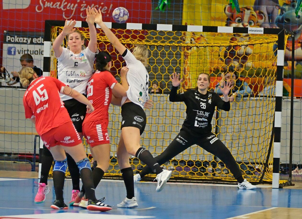  MKS FunFloor Lublin – KPR Ruch Chorzów 38:27 (zdjęcie 43) - Autor: DW