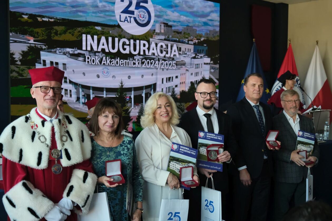  Inauguracja w Akademii Wincentego Pola (zdjęcie 56) - Autor: DW