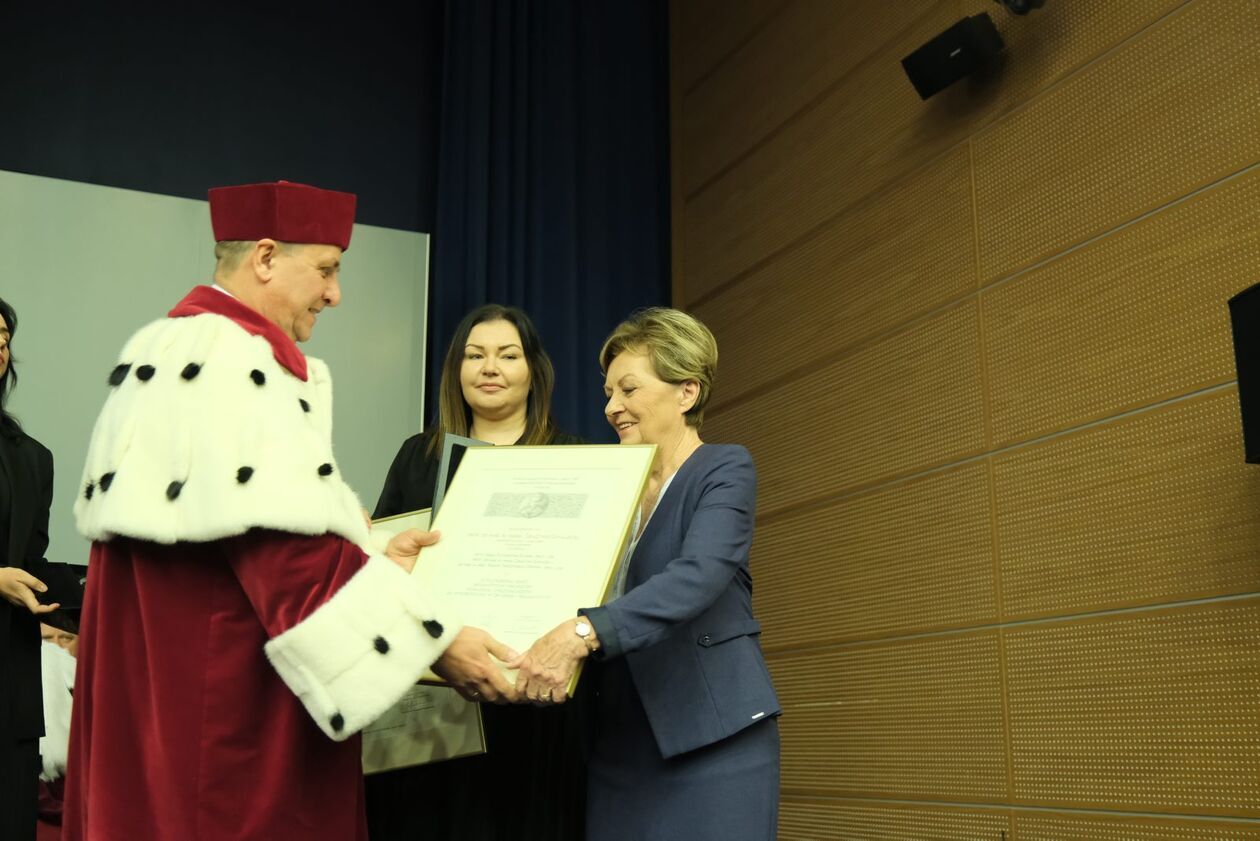  UMCS zainaugurował 80 rok akademicki 	  (zdjęcie 25) - Autor: DW