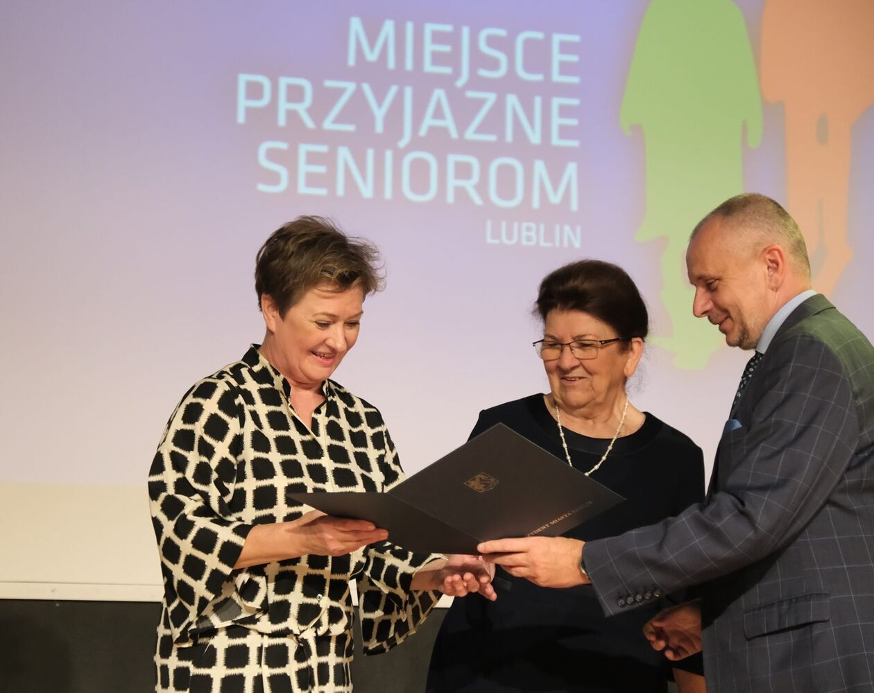  Gala konkursu „Miejsce Przyjazne Seniorom” (zdjęcie 26) - Autor: DW