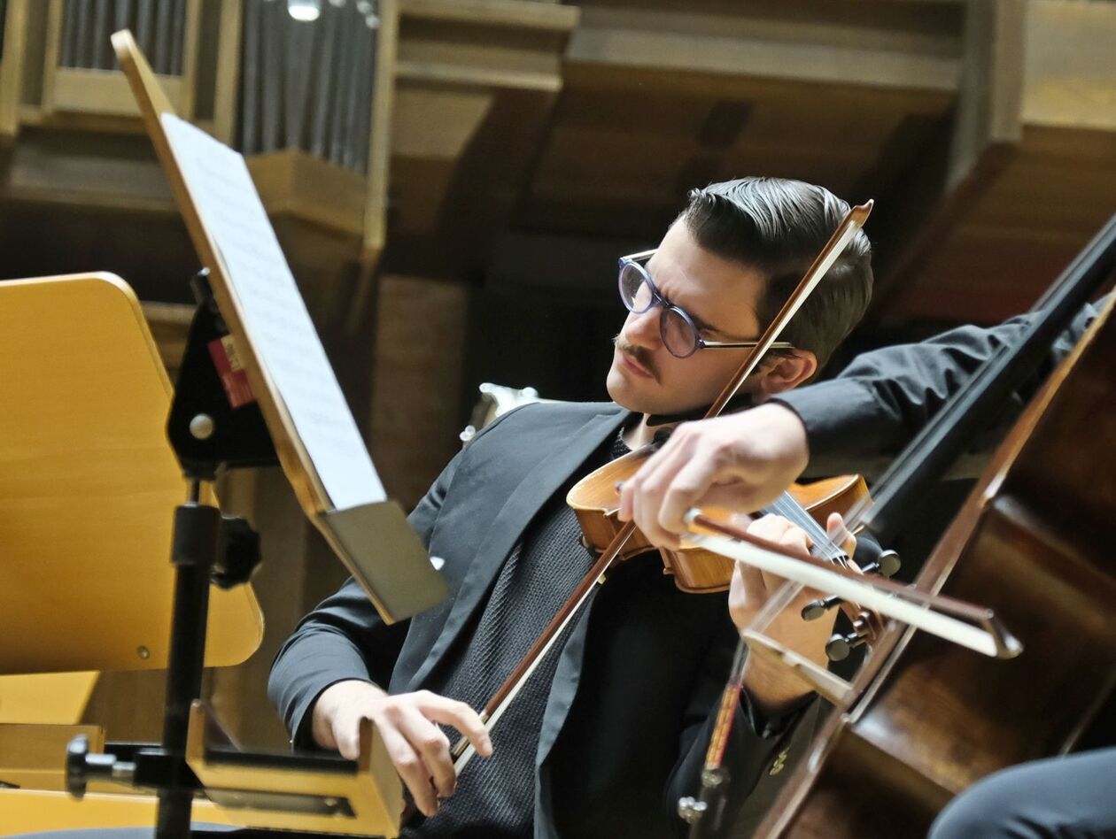  Koncert Listopadowy w filharmonii lubelskiej (zdjęcie 20) - Autor: DW