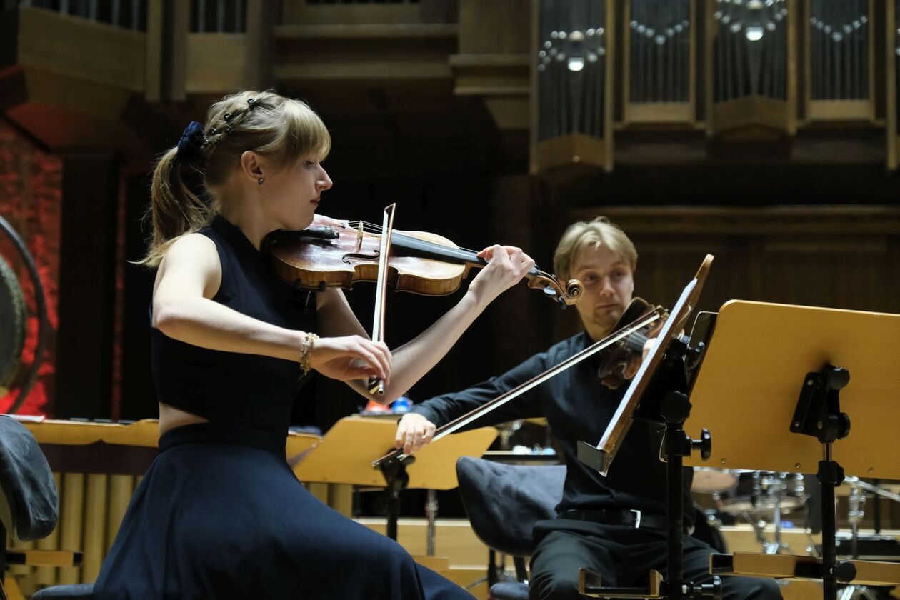  Koncert Listopadowy w filharmonii lubelskiej (zdjęcie 21) - Autor: DW