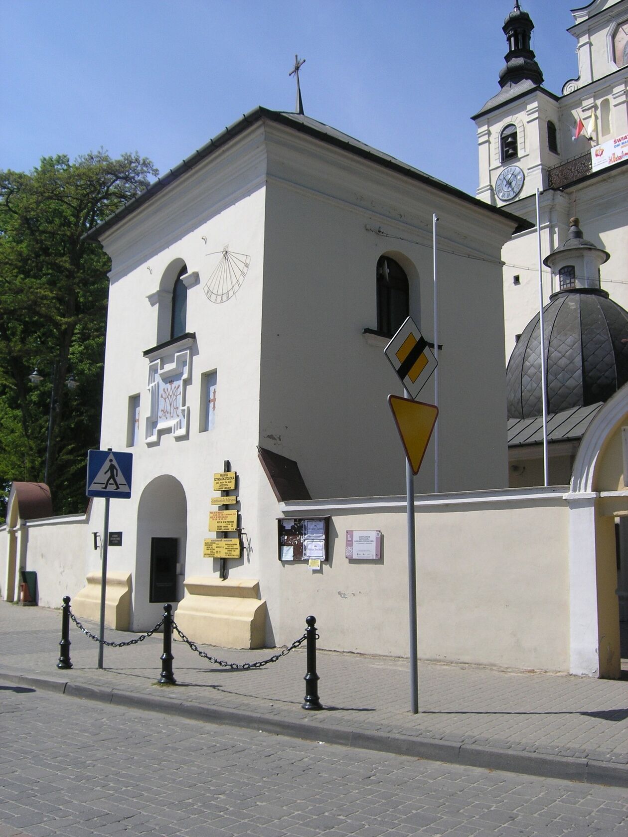  <p>Brama dzwonnica przed podjęciem prac konserwatorskich. Zdjęcie z archiwum WUOZ w Lublinie.</p>