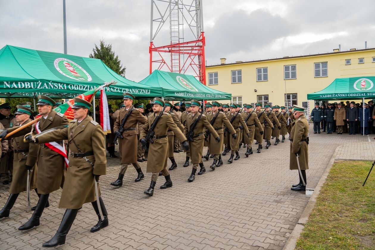  Placówka SG w Terespolu z patronem  (zdjęcie 19) - Autor:  Nadbużański Oddział Straży Granicznej 