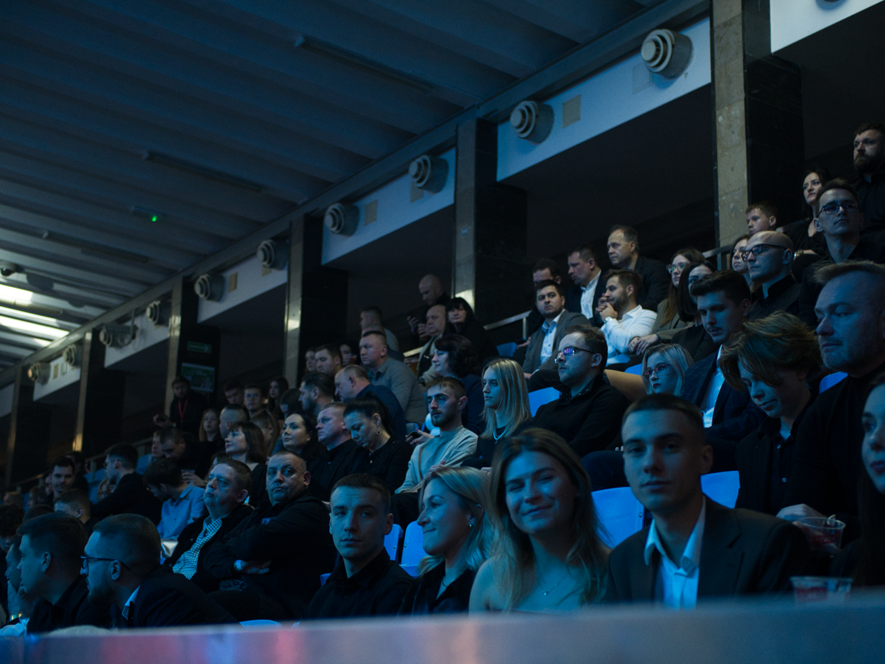 Boks białych kołnierzyków - Lublin 16 listopada 2024 (zdjęcie 5) - Autor: Agnieszka Wójcik