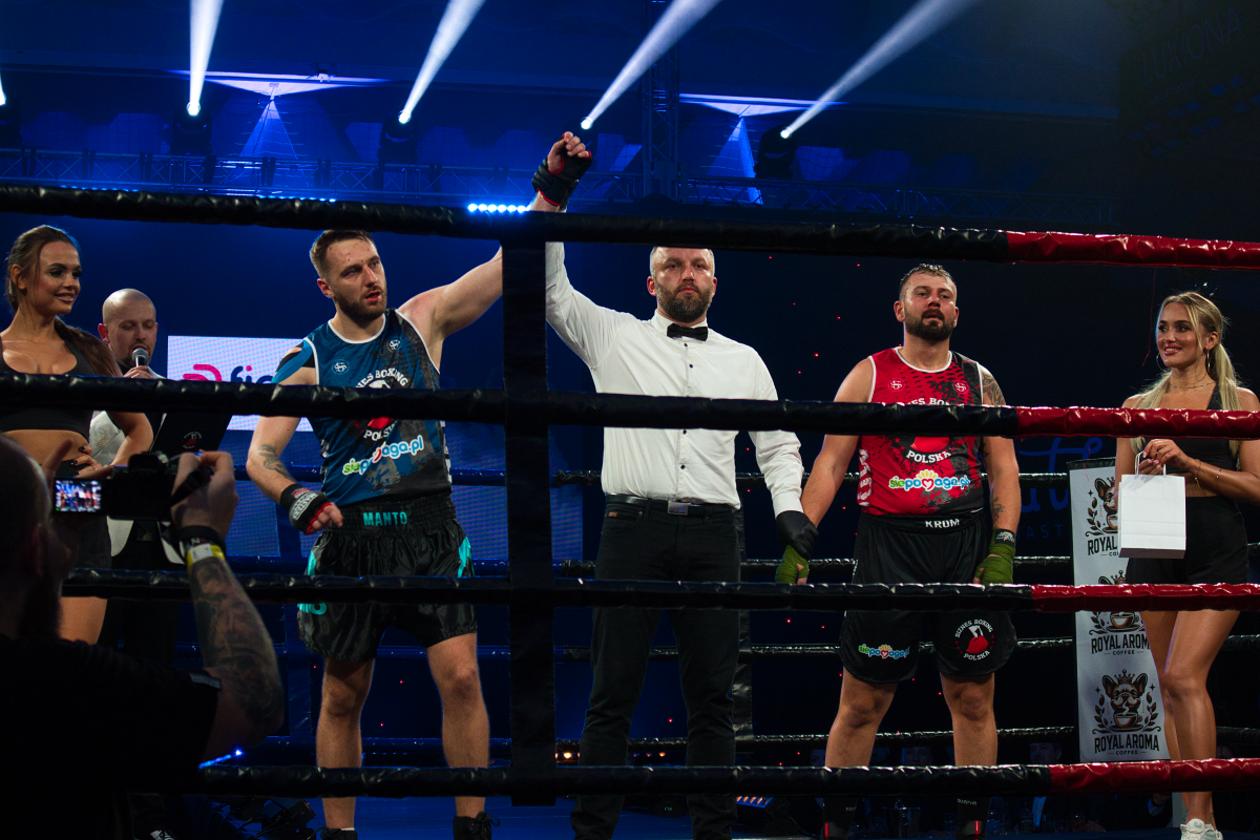  Boks białych kołnierzyków - Lublin 16 listopada 2024 (zdjęcie 25) - Autor: Agnieszka Wójcik