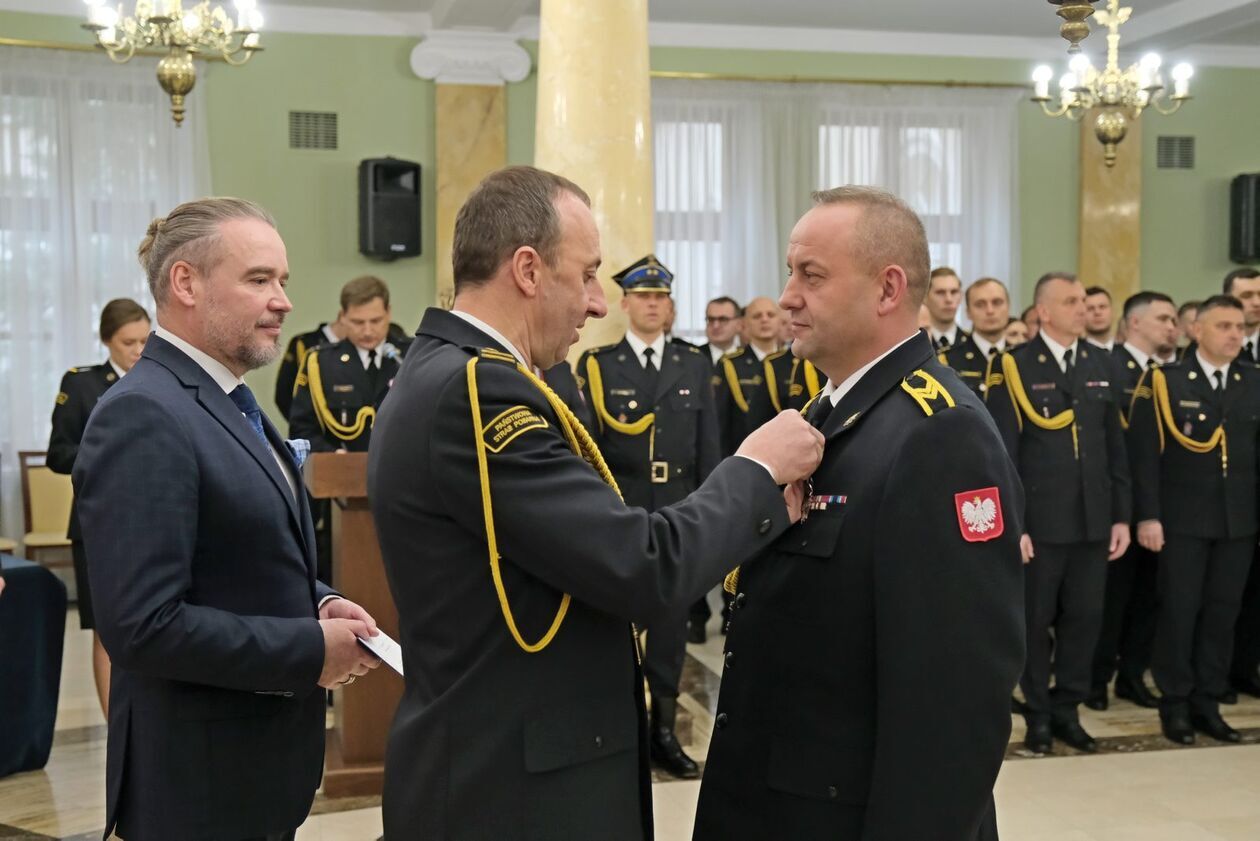  Strażacy na medal (zdjęcie 24) - Autor: DW