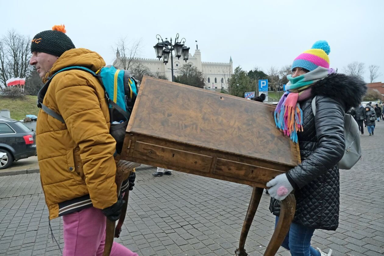  Giełda starci na Placu Zamkowym w Lublinie (zdjęcie 5) - Autor: DW