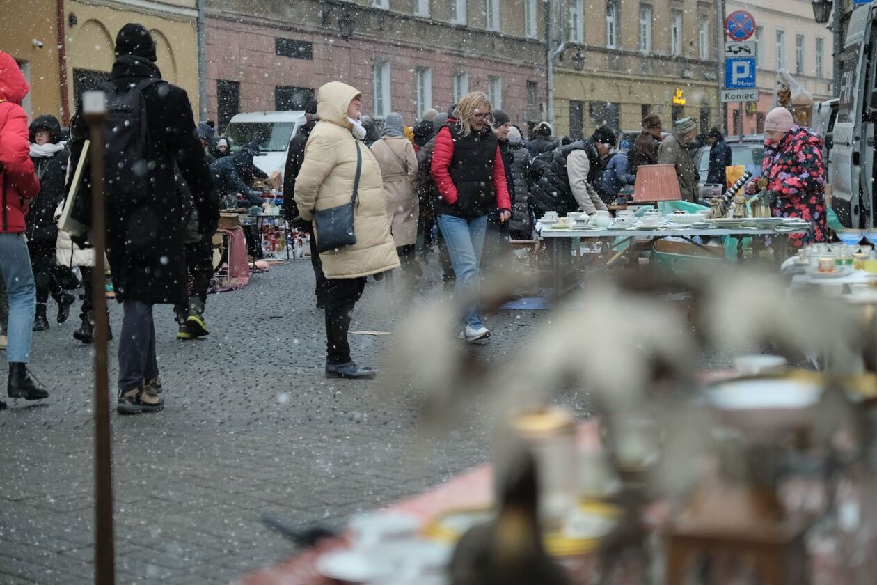  Giełda starci na Placu Zamkowym w Lublinie (zdjęcie 33) - Autor: DW