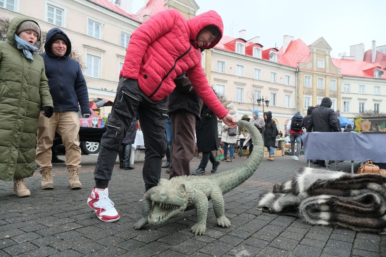  Giełda starci na Placu Zamkowym w Lublinie (zdjęcie 23) - Autor: DW