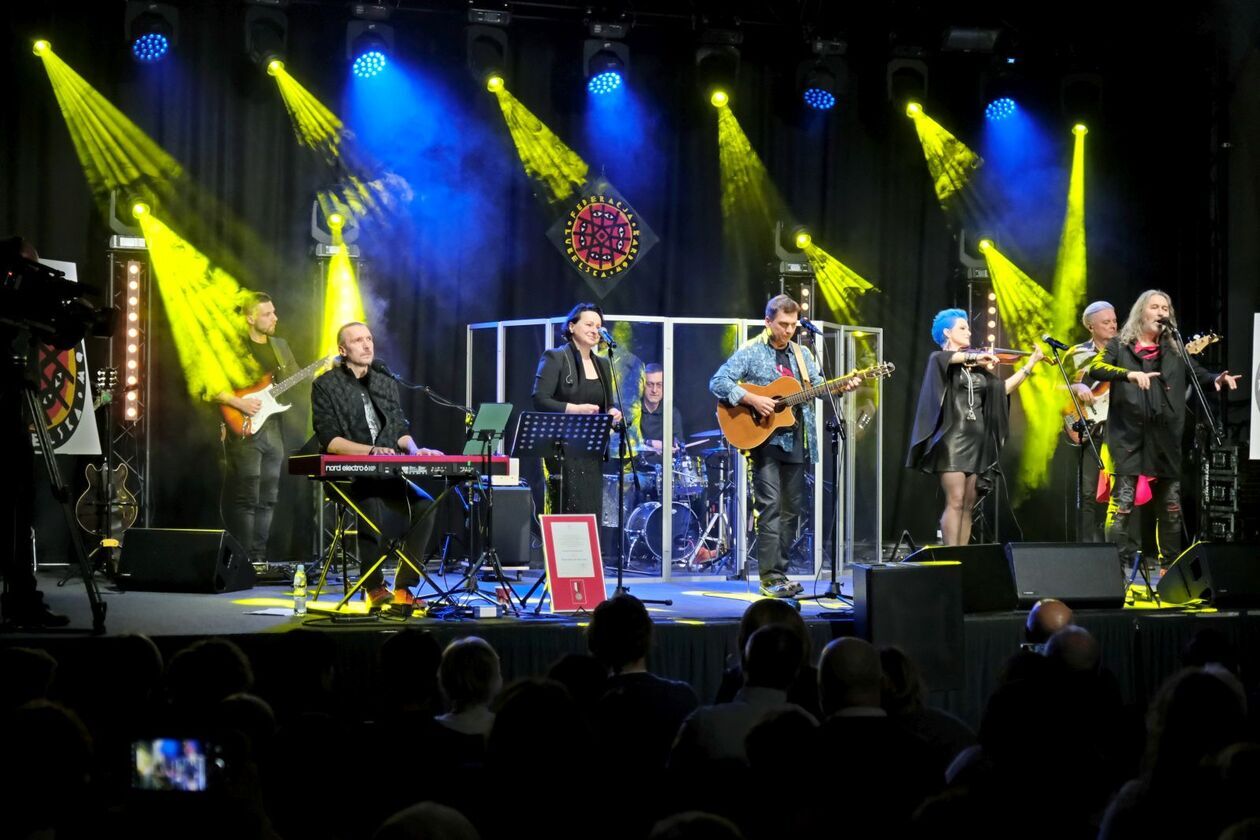  Koncert z okazji 25-lecia Lubelska Federacja Bardów  (zdjęcie 7) - Autor: DW