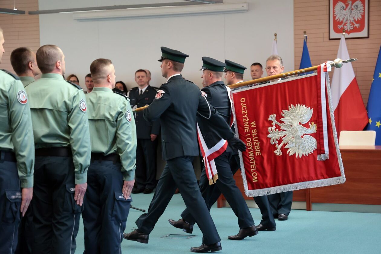 Ślubowanie nowych funkcjonariuszy IAS