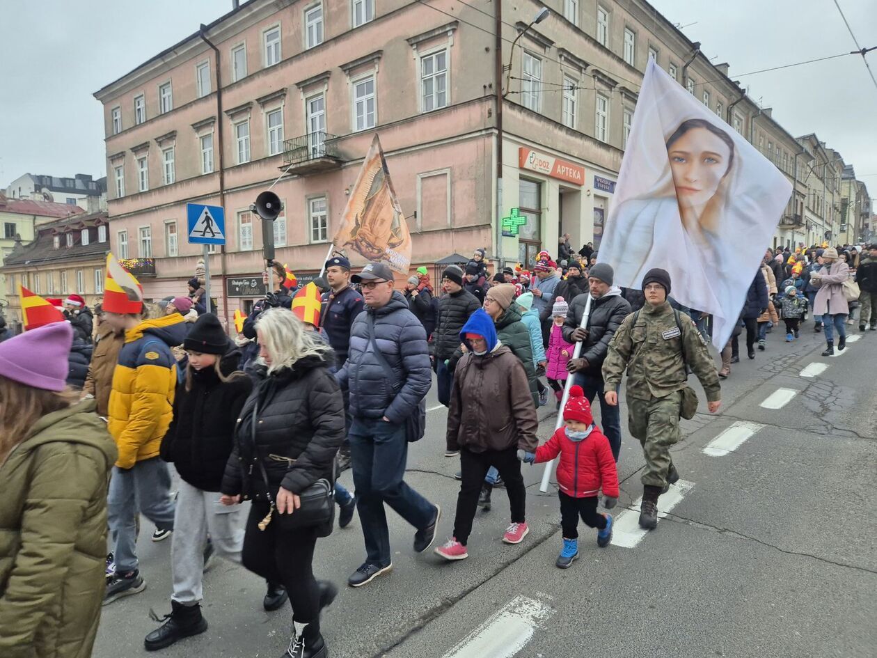  Orszak Świętego Mikołaja (zdjęcie 51) - Autor: DW