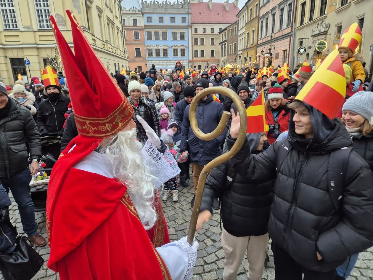  Orszak Świętego Mikołaja (zdjęcie 33) - Autor: DW