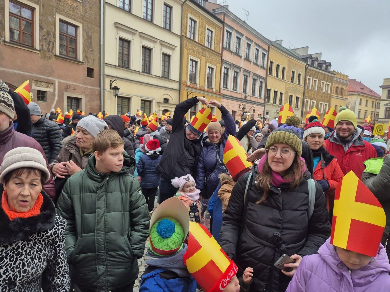  Orszak Świętego Mikołaja (zdjęcie 17) - Autor: DW