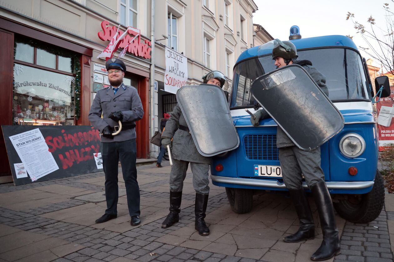  rekonstrukcje ZOMO (zdjęcie 28) - Autor: DW