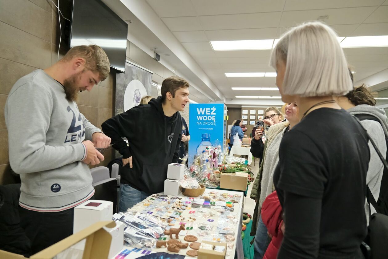  Akademicki Jarmark Świąteczny UMCS (zdjęcie 22) - Autor: DW