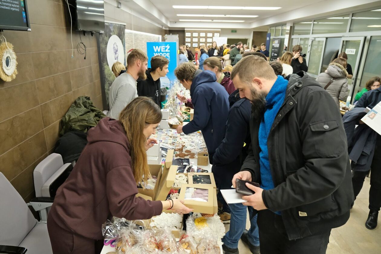  Akademicki Jarmark Świąteczny UMCS (zdjęcie 2) - Autor: DW