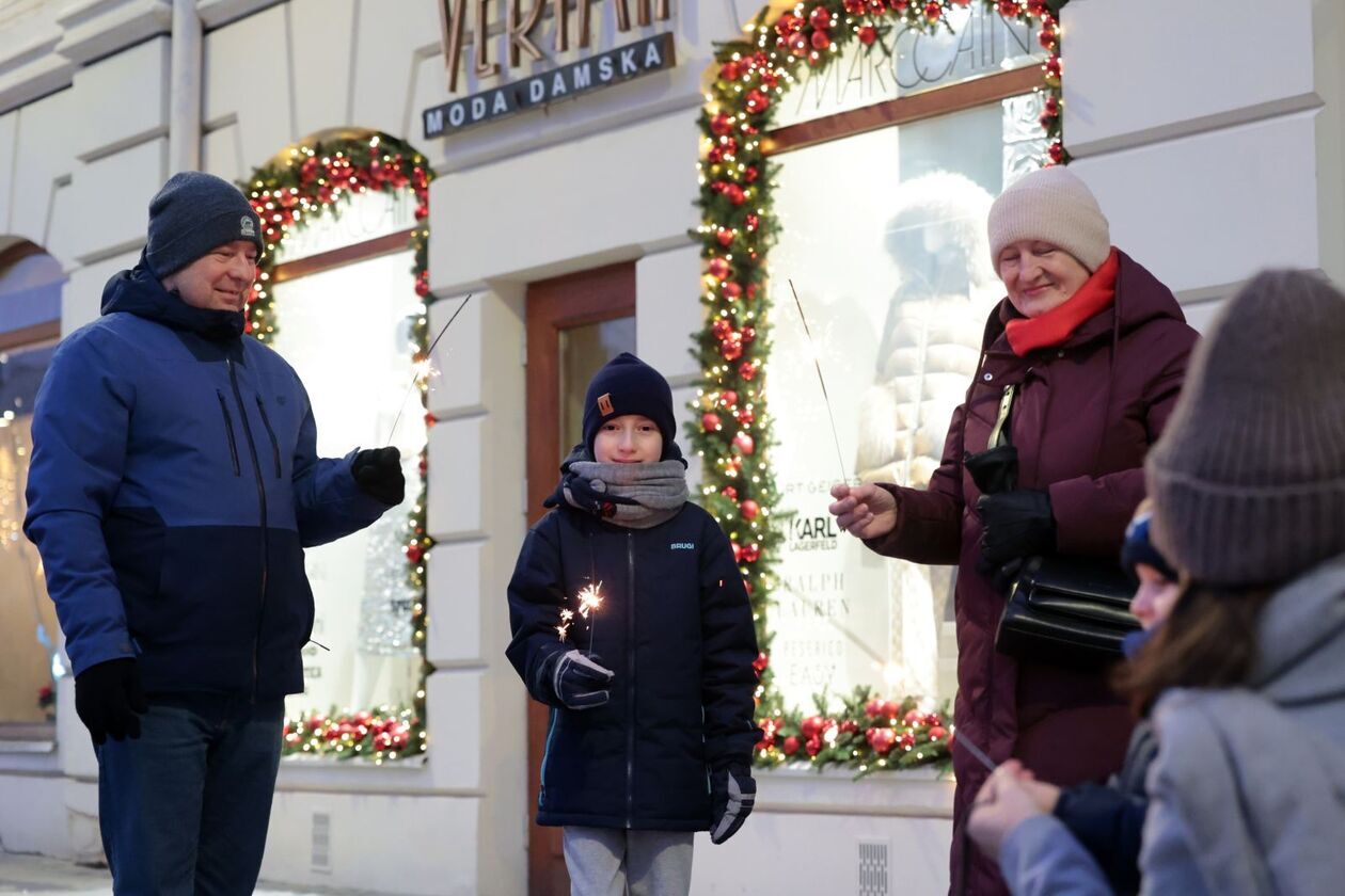  Warto wybrać się na świąteczny spacer (zdjęcie 25) - Autor: DW