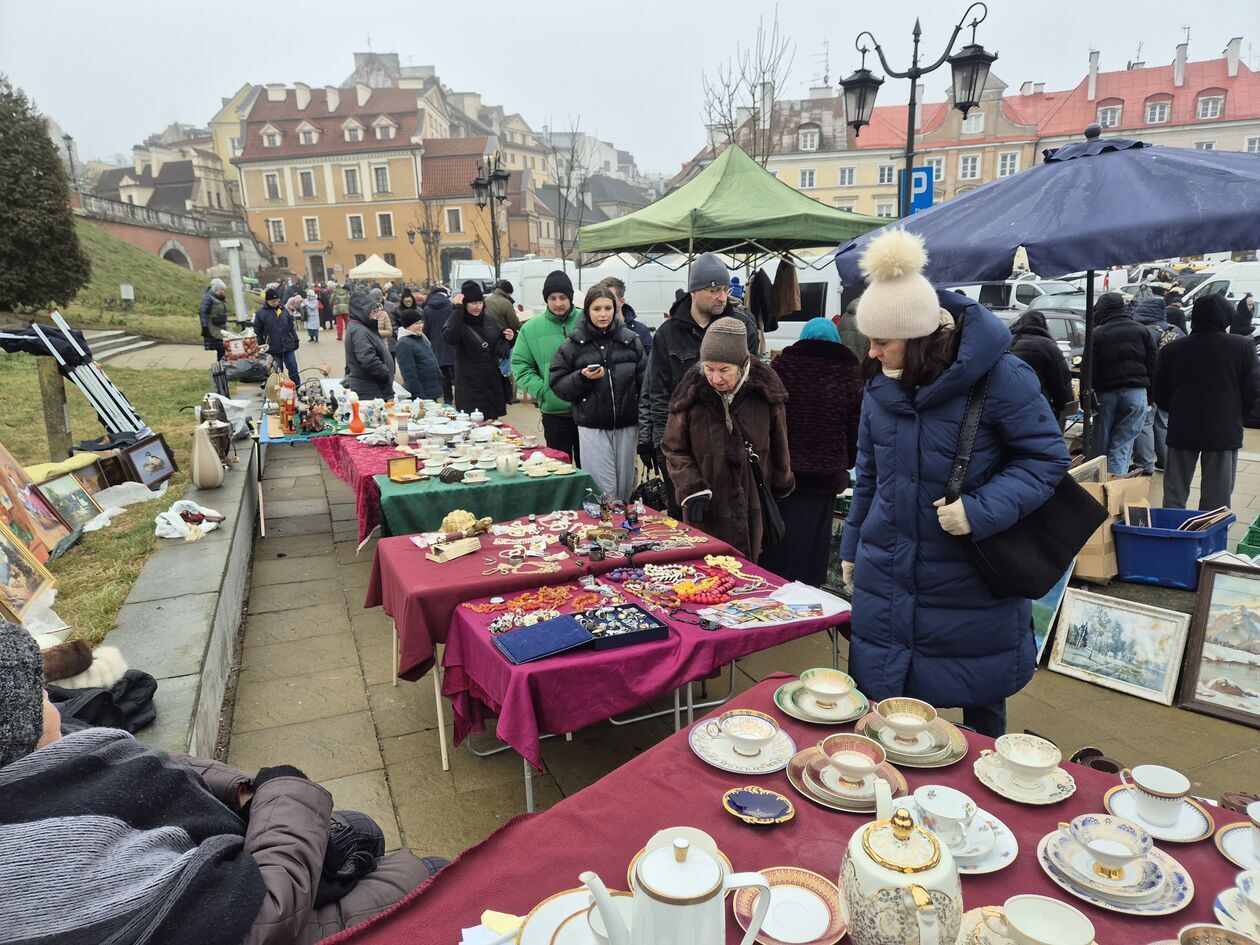  Ostatnia w tym roku lubelska giełda staroci  (zdjęcie 41) - Autor: DW