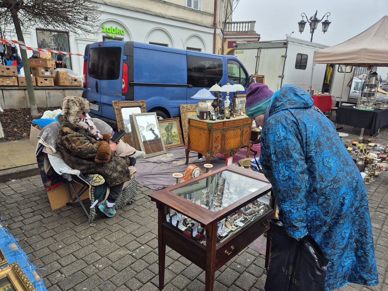  Ostatnia w tym roku lubelska giełda staroci  (zdjęcie 26) - Autor: DW