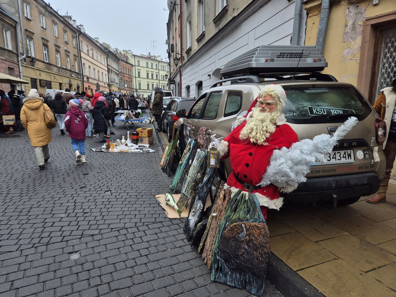  Ostatnia w tym roku lubelska giełda staroci  (zdjęcie 19) - Autor: DW