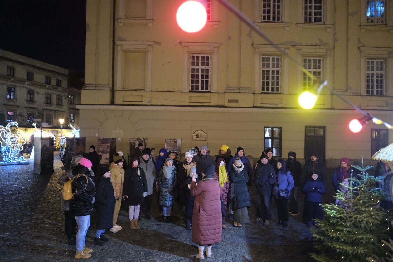   Spacer rodzinny z przewodnikiem pt Lublin jak z Baśni  (zdjęcie 16) - Autor: DW