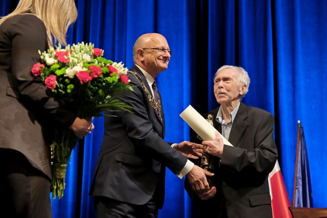  Profesor Leszek Mądzik Honorowym Obywatelem Lublina (zdjęcie 30) - Autor: DW