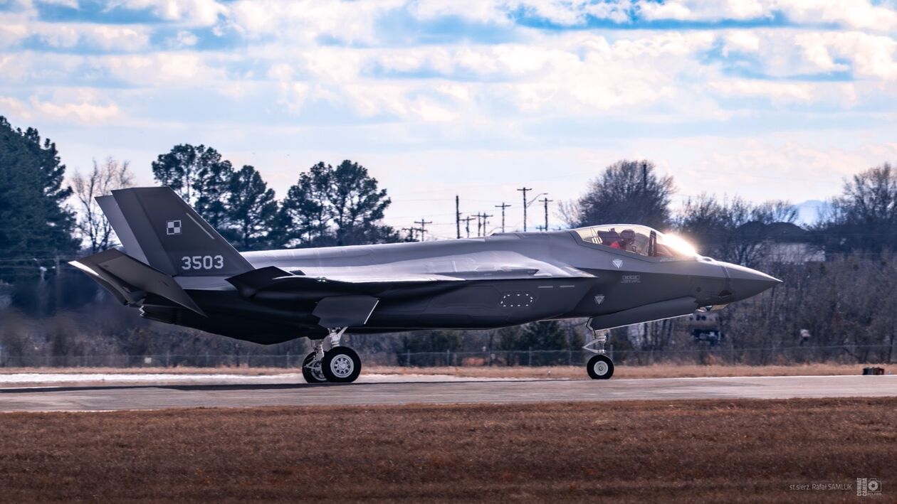  F-35 - polski pilot za sterami (zdjęcie 7) - Autor: MON