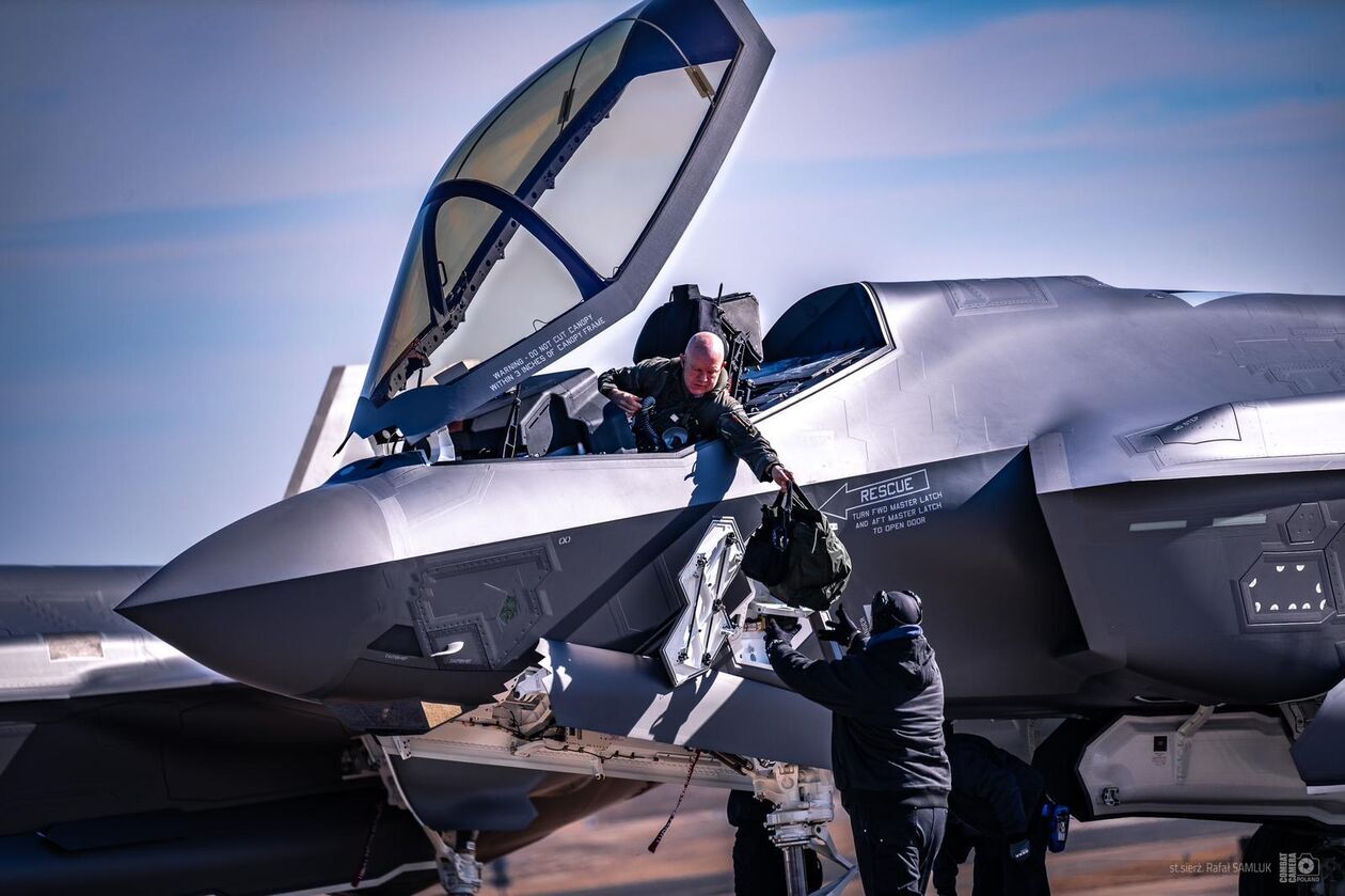  F-35 - polski pilot za sterami (zdjęcie 5) - Autor: MON