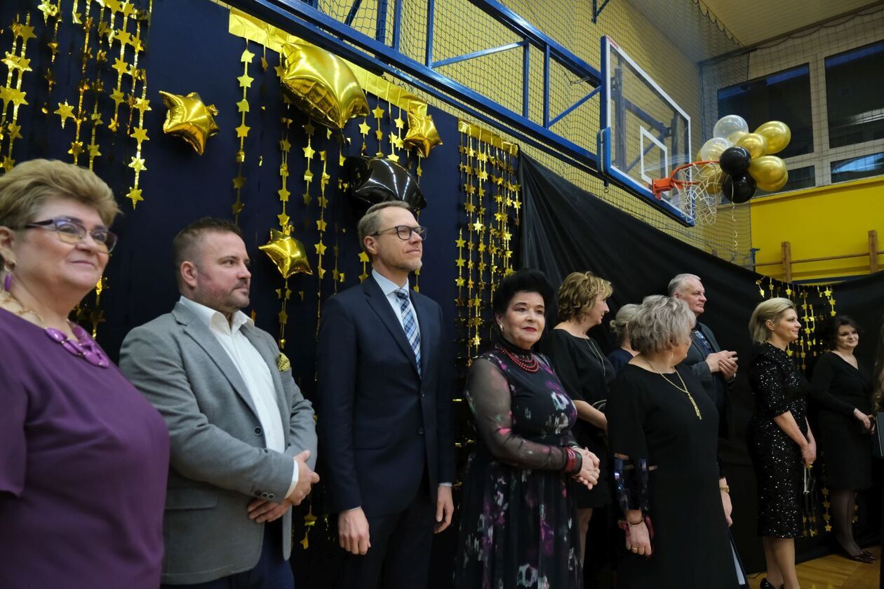 Bal ósmoklasistów w SP nr 16