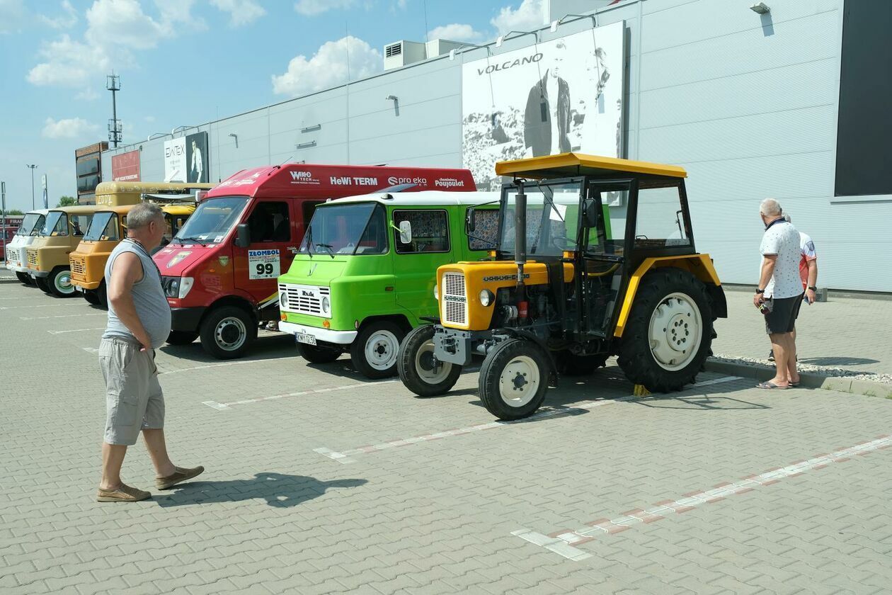  <p>Samochody wyprodukowane przez lubelską FSC oraz ciągnik Ursus.</p>
