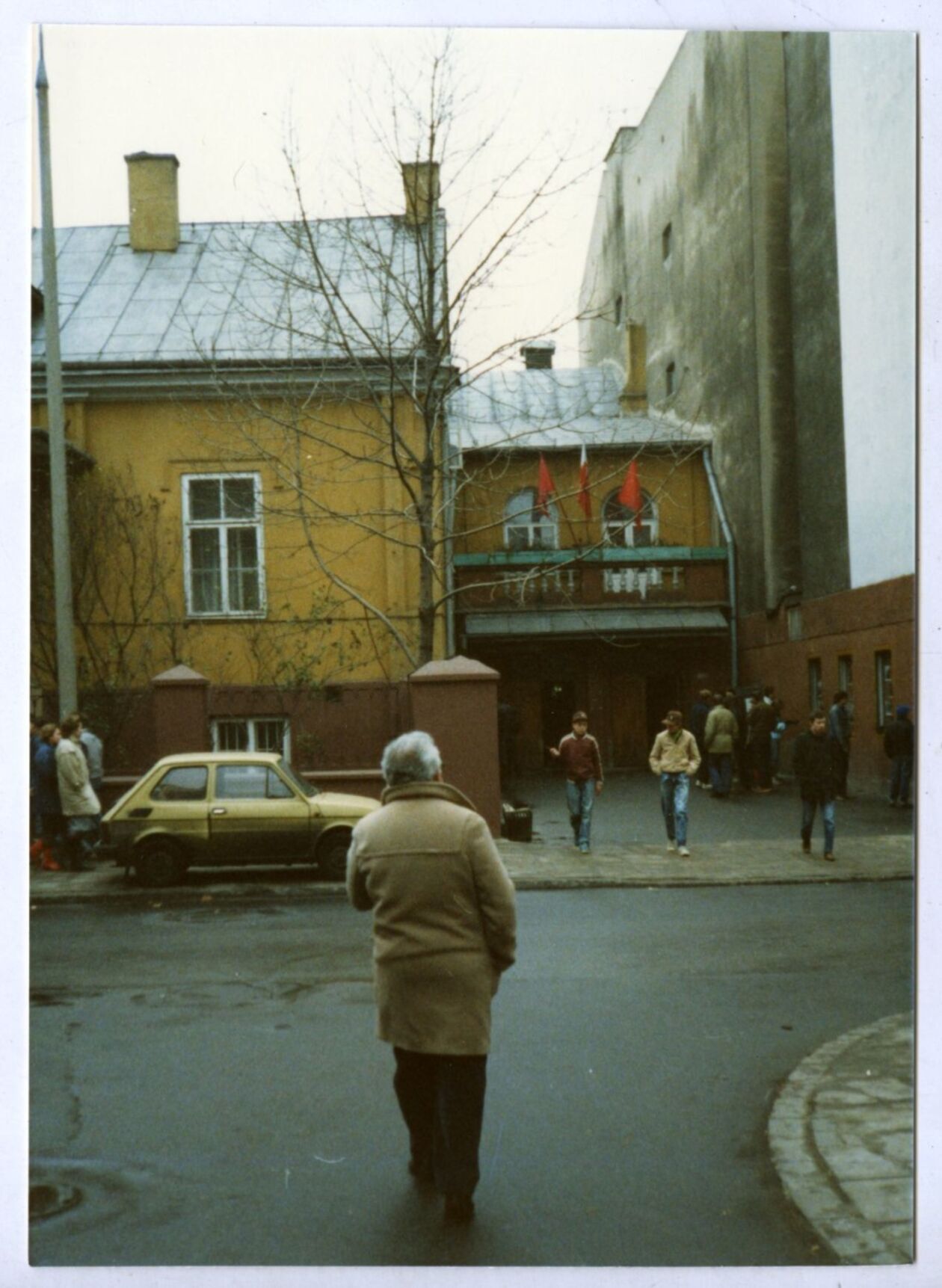  <p>Widok na kino Wyzwolenie w Lublinie.</p>