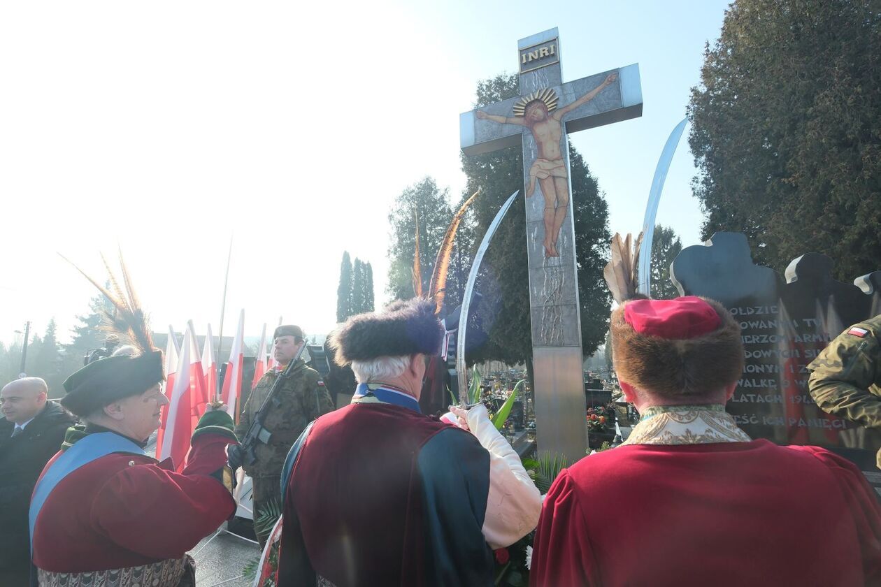  Narodowy Dzień Pamięci Żołnierzy Wyklętych w Lublinie: składamy kwiaty przy pomnikach (zdjęcie 11) - Autor: DW