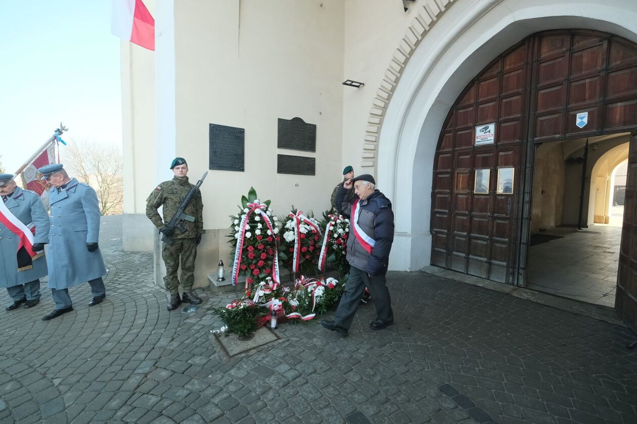  Narodowy Dzień Pamięci Żołnierzy Wyklętych w Lublinie: składamy kwiaty przy pomnikach (zdjęcie 33) - Autor: DW