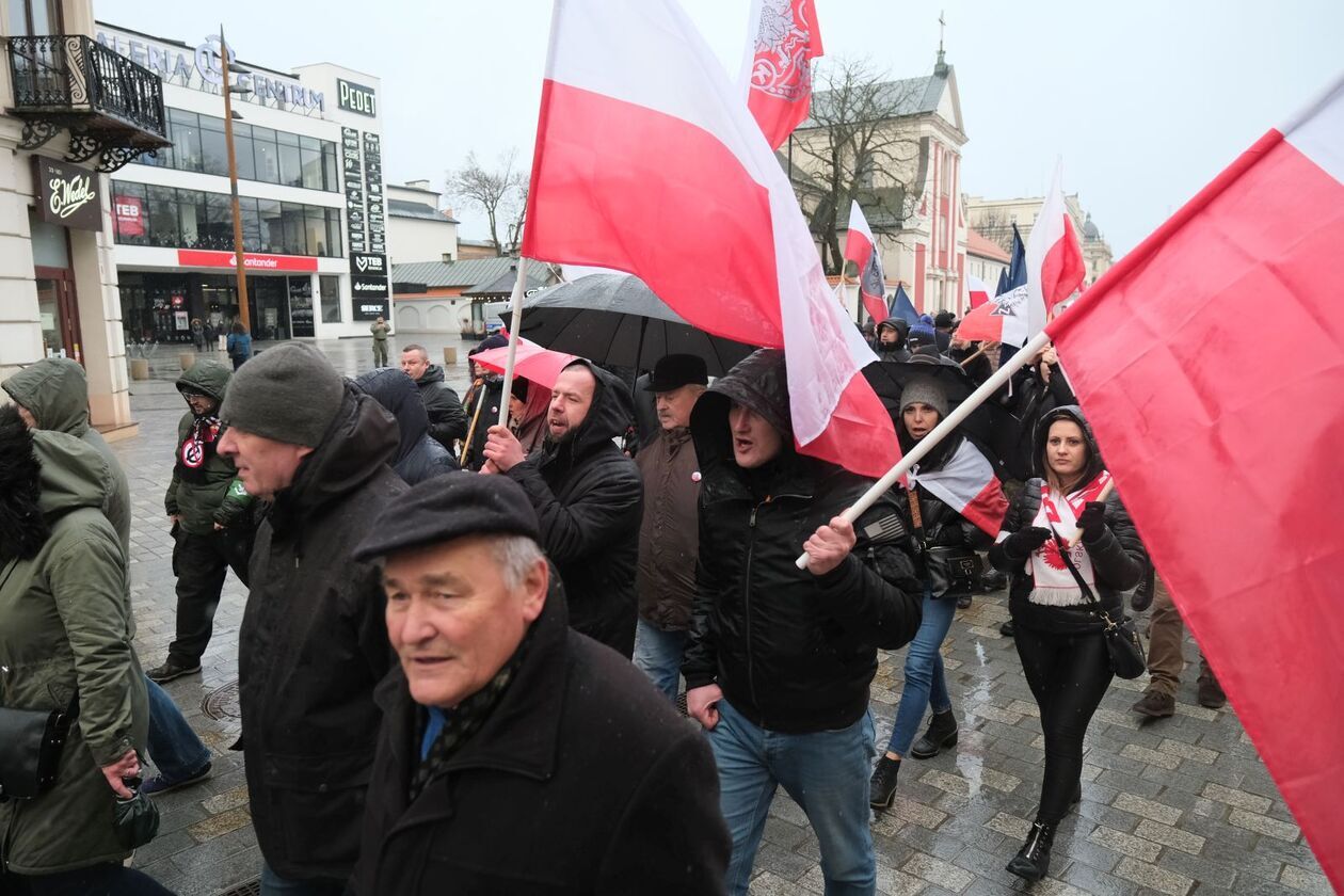  Marsz Pamięci Żołnierzy Wyklętych w Lublinie (zdjęcie 27) - Autor: DW