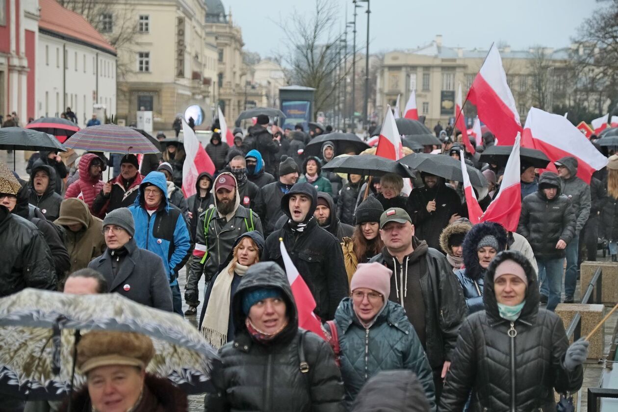  Marsz Pamięci Żołnierzy Wyklętych w Lublinie (zdjęcie 35) - Autor: DW