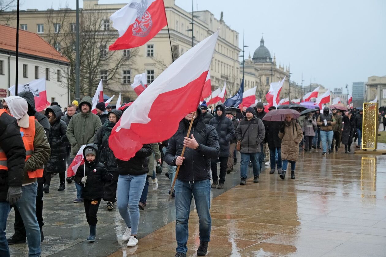  Marsz Pamięci Żołnierzy Wyklętych w Lublinie (zdjęcie 18) - Autor: DW