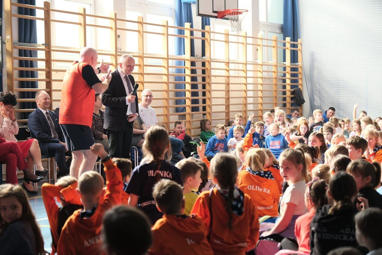  II Olimpiada Profilaktyczna Pływam Nie Używam w SP 23 (zdjęcie 7) - Autor: DW
