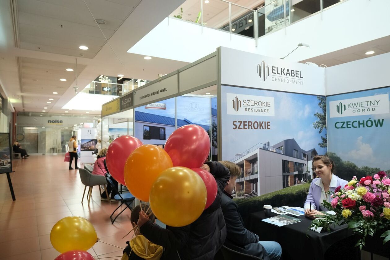  W lubelskiej galerii Gala przy ul. Fabrycznej 2 trwa Giełda Mieszkań (zdjęcie 10) - Autor: DW