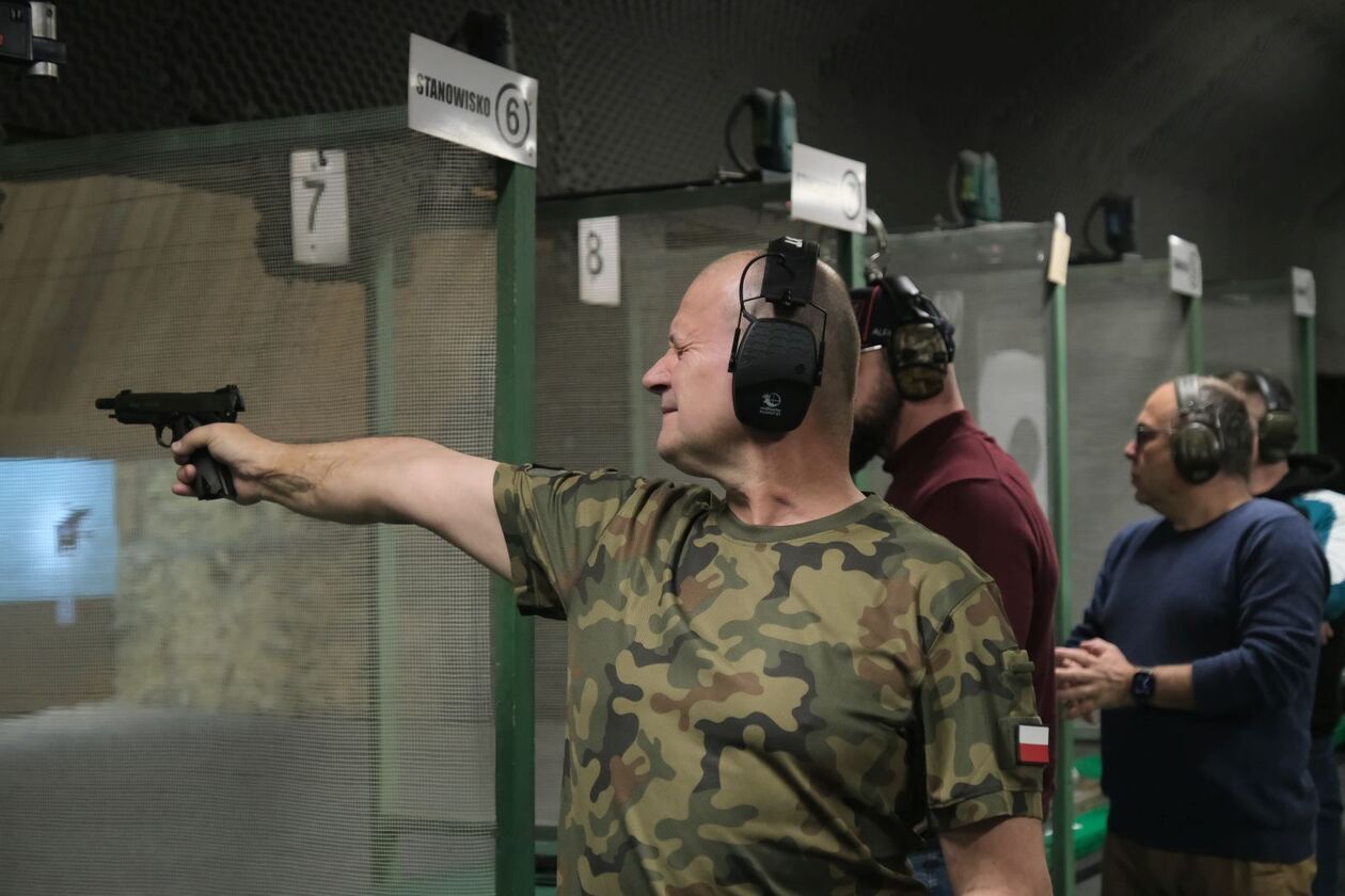 Strzelcy rywalizowali u Snajpera o puchary marszałka