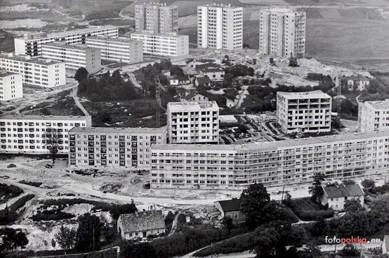  <p>Widok osiedla Kalinowszczyzna od strony ul. Kalinowszczyzna w kierunku ul. Lwowskiej.</p>