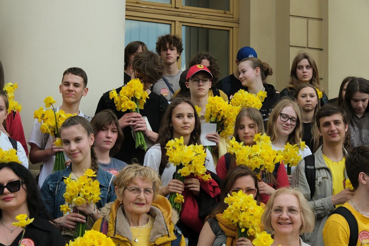  Marsz z żonkilami  Hospicjum Dobrego Samarytanina   (zdjęcie 16) - Autor: DW
