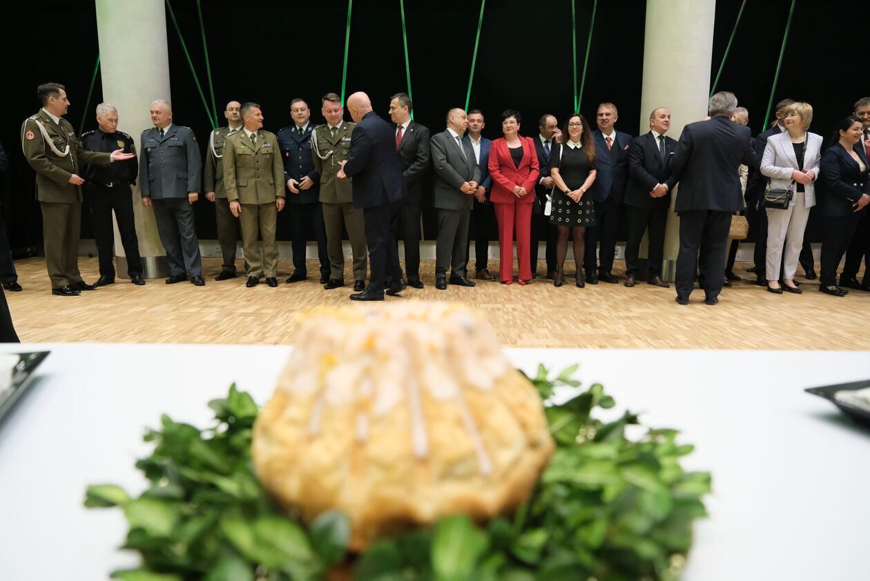  Wielkanocne spotkanie u marszałka województwa lubelskiego (zdjęcie 6) - Autor: DW