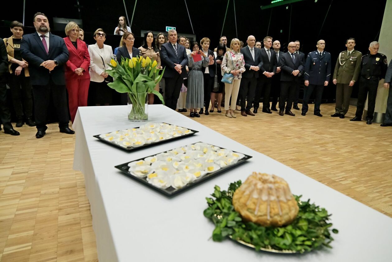  Wielkanocne spotkanie u marszałka województwa lubelskiego (zdjęcie 11) - Autor: DW