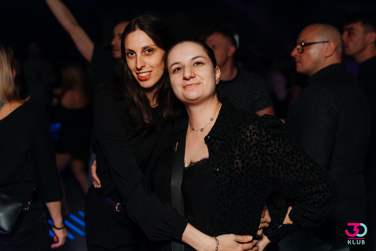  Galeria z imprezy w Klubie 30 (zdjęcie 15) - Autor: Klub 30